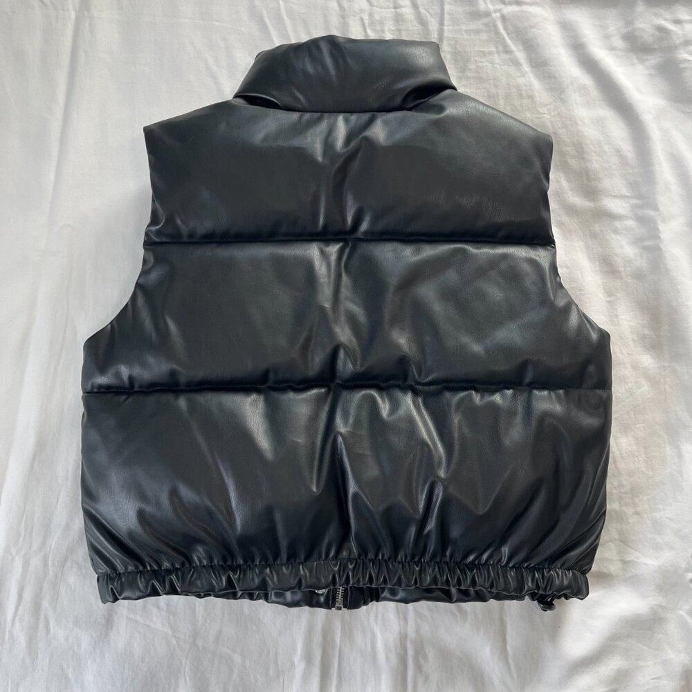 Madden Girl Black Faux Leather Cropped Oversize Puffer Vest | Size S - Picture 7 of 7